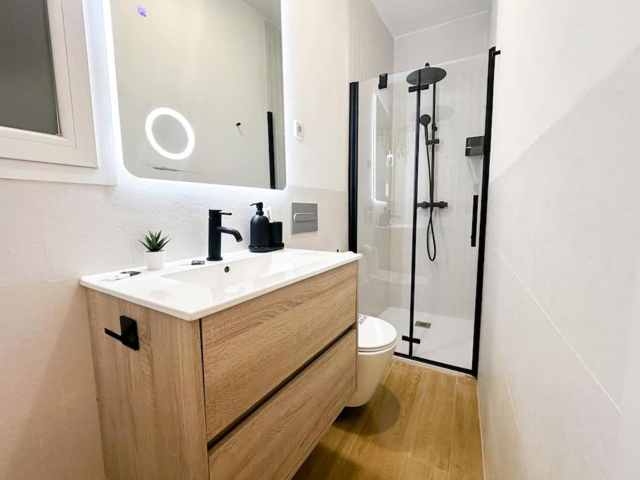 Cozy 2Bd Flat City Center + Ac Apartment Мадрид Екстериор снимка